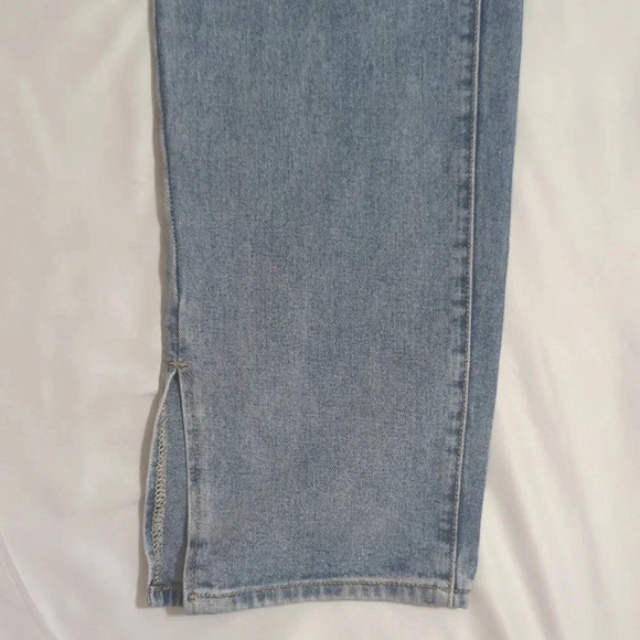 Nasty Gal Work Slit Out High-Waisted Straight-Leg Jeans, Color Med Wash Size 14 - Picture 8 of 16